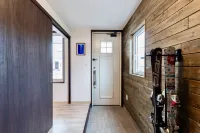 FuranoSky - White - Condos