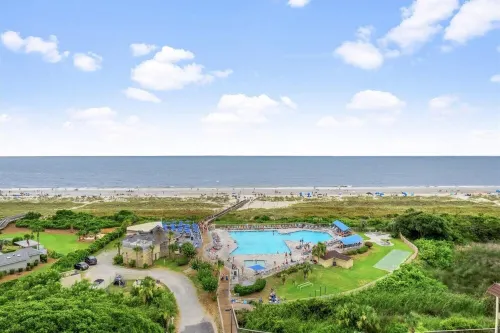 Top floor ocean view & sunrises for 6 /Hilton Head Beachfront resort/ pickleball