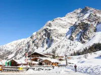 Apartment in Pitztal Near Ski Glacier