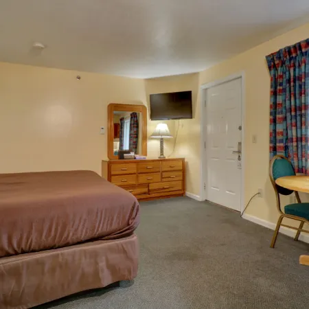 Brookside Inn & Cottages