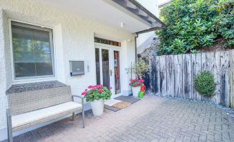 Modern Apartment in Schwalefeld with Garden