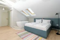 Bohém Borklub Hotels in Tarcal