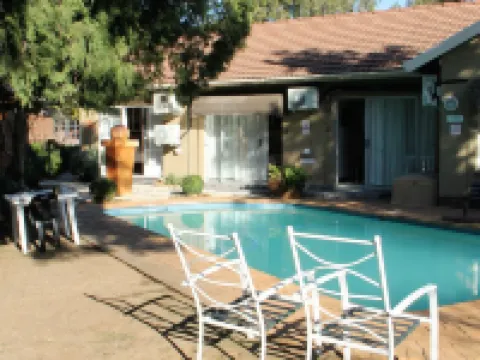 Memra Guest House Hotel di Ladysmith