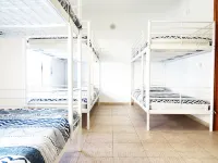 The 17 Party Hostel - balcony