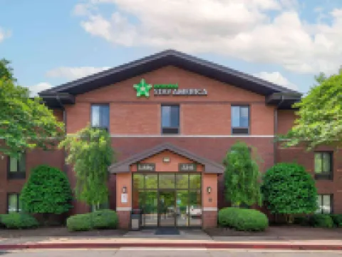 Extended Stay America Select Suites - Atlanta - Kennesaw Chastain Rd Hotels in Kennesaw