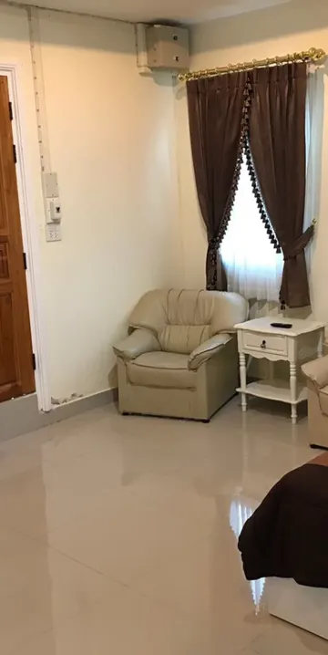 ห้องสแตนดาร์ด เตียงใหญ่ 1 เตียง