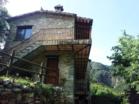 Mas Els Terrats Отели рядом с достопримечательностью «Cascades del Goleró»