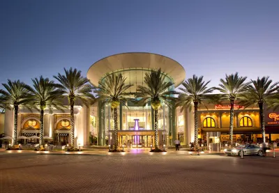 SpringHill Suites Orlando at Millenia Các khách sạn gần Orlando Museum of Art