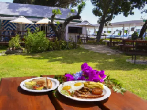 瑪吉五月船屋酒店 科爾切斯特酒店