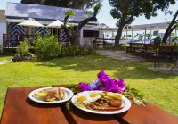Maggie May House Boat Hotels in Colchester