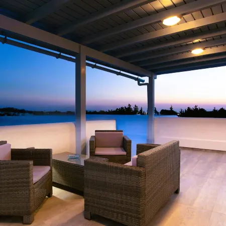 Kontaratos Studios & Apartments