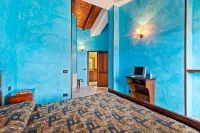 Villa in San Mango with Pool and Hot Tub - Виллы