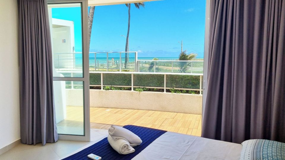 Areias do Mar | 2 Bedrooms, Terrace and Seafront