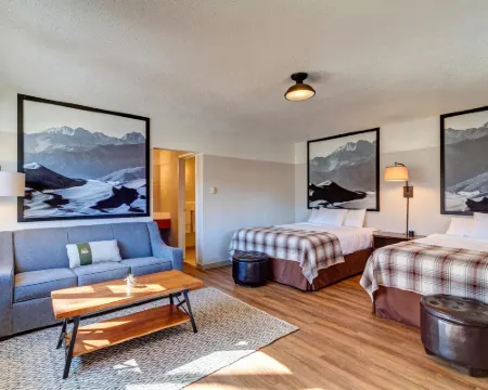 Loyal Duke Lodge Hotels in Salida