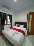 RedDoorz Near CitraLand Gama City Medan Hotels in Medan Estate