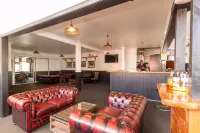 Waterfront Motel Hotels in Blenheim