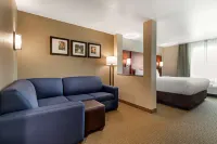 Comfort Inn & Suites Euless DFW West - 3-Star
