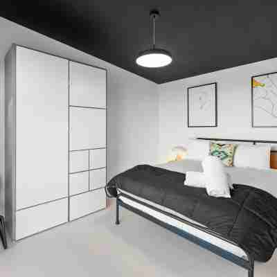 The Outlook on Mount Louis – 2 Bedroom Rooms