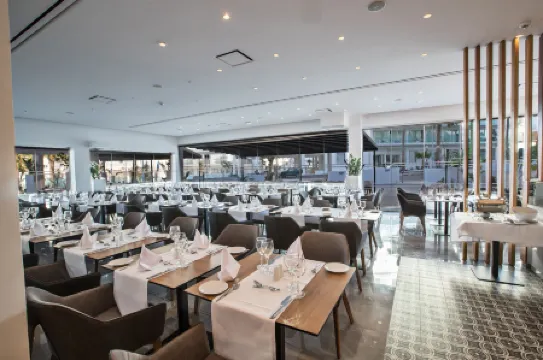 The Blue Ivy Hotel & Suites