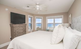 Crystal Dunes by Panhandle Getaways