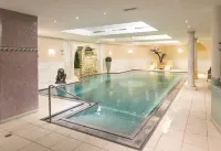 Hotel Post - С бассейном