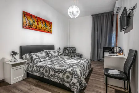 Luxury B&B Charlemagne Отели рядом с достопримечательностью «Arechis Castle»