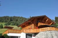 Chalet Edelweiss Breathtaking Glacier View