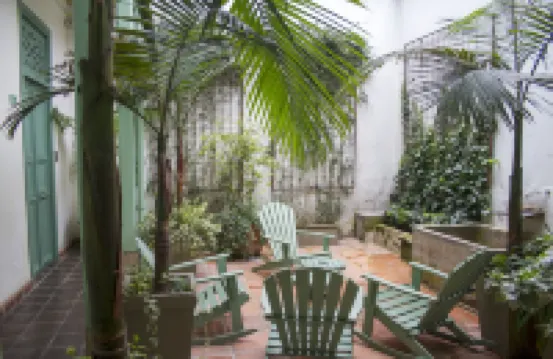 Hotel Casa de la Vega Các khách sạn gần Cầu tàu Quevedo