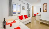 Ark Beach Apartment - Rabbit Hotels in Stobrec
