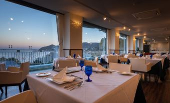 Auberge Fontaine Bleau Atami