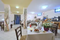 Colle Degli Olivi Snc - Desayuno