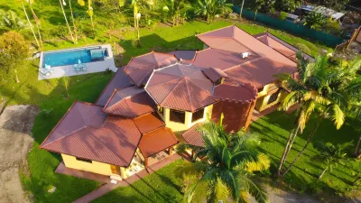 맨션 아레날  호텔