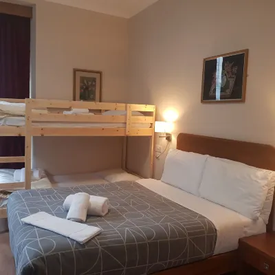 Aberdeen House Hotel dekat Taman Hazlehead