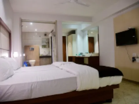 Hotel Monarch Center Point Near Dahanu Beach, Bordi Hotels in Palghar