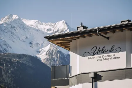 Platzhirsch Apart & Mayrhofen Отели в г. Гемайнде Майрхофен