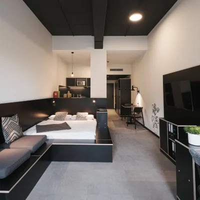 MoLiving - Design Hotel & Apartments Düsseldorf-Neuss Hotels near Stadthalle Neuss