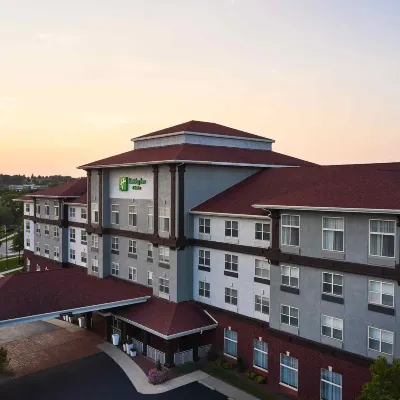 Holiday Inn & Suites MADISON WEST - MIDDLETON by IHG Hotels near Owens Conservation Park