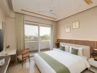 Foxtrail, Sector 42 - am Hotel Kollection Hotels near DLF Phase I
