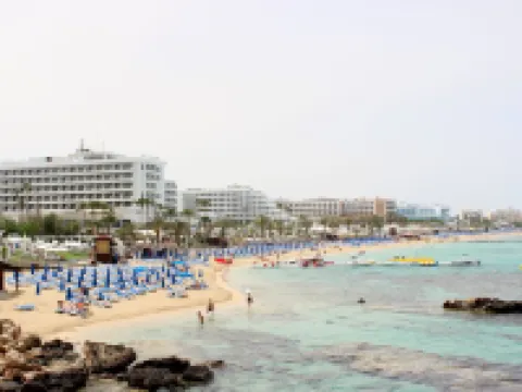 弗羅卡斯公寓酒店 布達拉斯酒店