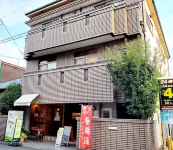 Guesthouse Ivy Hotels in Higashiosaka