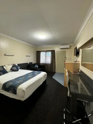Acacia Motel