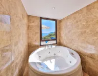 Gardenia Hotel - Bathtub