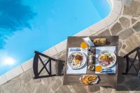 Pyrgos Petropoulaki - Swimmingpools