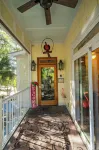 Water's Edge Inn - Adults Only Hotels in Folly Beach