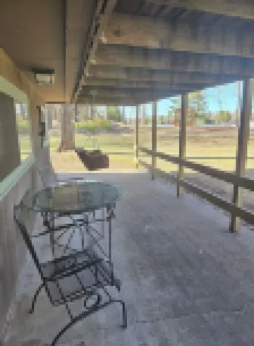 Four Seasons Lake House Between Marquette and Houghton: Paradise on Petticoat!