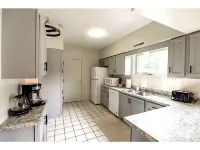 Bright and Spacious Historic Kingman Blvd 3Bdr #1