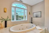 4bd/4ba Lakefront-Spa-Kayak-Near Savannah & Tybee