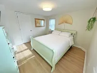 Roomy house in downtown P.A. Walk to everything. Bikes included. Dog-friendly.
