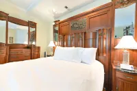 Historic Charm and Ensuite Luxury - Elegant Edenton Escape Hotels in Edenton