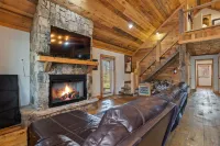 Rustic Cabin Retreat with Cozy Fire Pit - Charming Escape Hotels in Fannin County